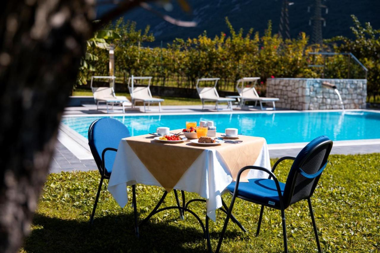 Bed and Breakfast Maso Agritur Santa Lucia Dro Exterior foto