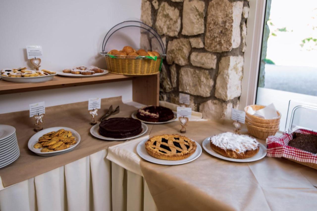 Bed and Breakfast Maso Agritur Santa Lucia Dro Exterior foto